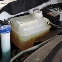 Does auto antifreeze coolant need to be replaced regularly?