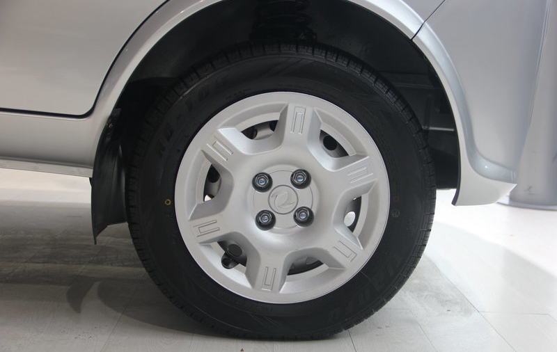 Dfsk k01h tire